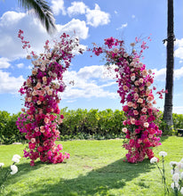 Load image into Gallery viewer, Open air modern ceremony arch 
Hawaii wedding rentals 
Oahu