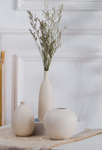 Load image into Gallery viewer, 4” Ceramic bud vases in Creme , champagne taupe or white - hawaii wedding rental company