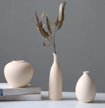 Load image into Gallery viewer, 4” Ceramic bud vases in Creme , champagne taupe or white - hawaii wedding rental company