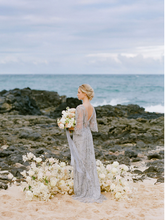 Load image into Gallery viewer, Oahu Hawaii ceremony beach  ground florals 
Hawaii ceremony altar with white  & creme flowers