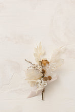 Load image into Gallery viewer, Dried white flower boutonniere for weddings - oahu hawaii