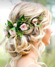 Load image into Gallery viewer, Hair flower pin with pink roses