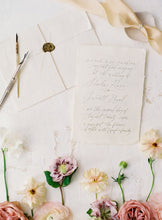 Load image into Gallery viewer, Petite Heirloom Styling Props- Rentals